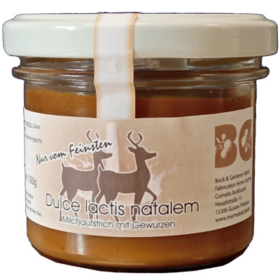 Dulce lactis natalem mit weihnachtlichen Gewürzen Dulce lactis natalem mit weihnachtlichen Gewürzen
